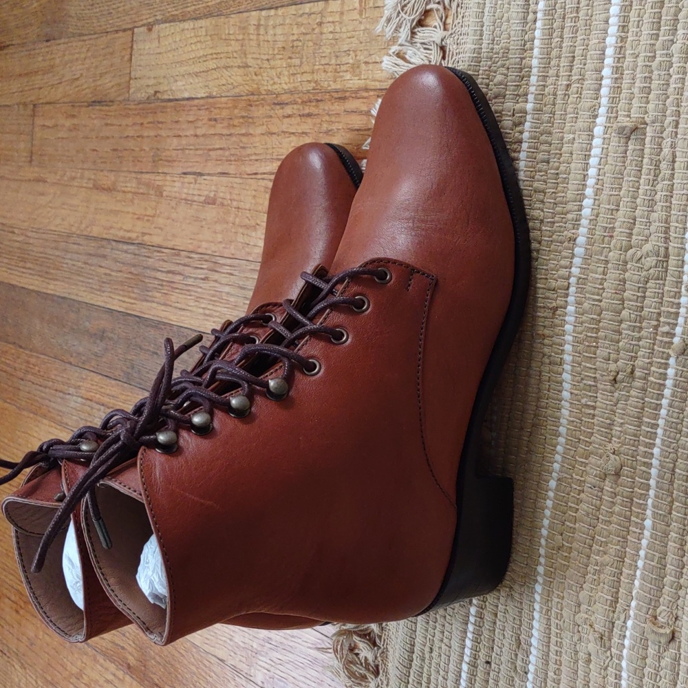 Christy Dawn Dawn boots Whiskey leather size 8.5 New